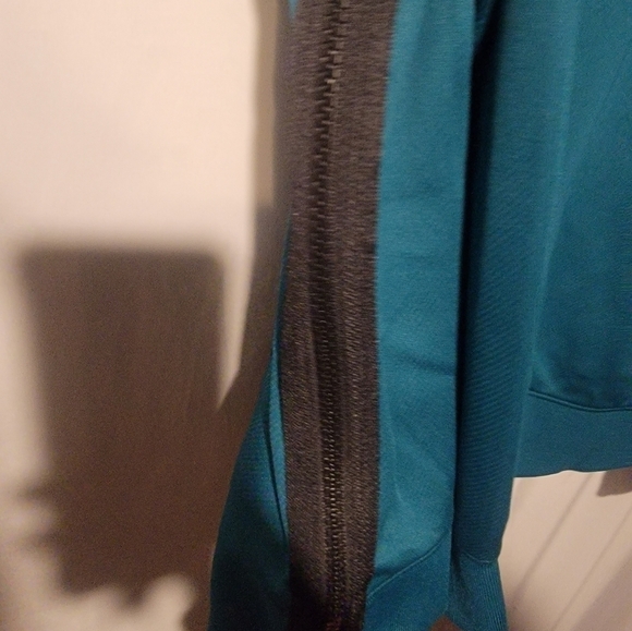 NIKE THERMA FLEX SHOWTIME HOODIE SIZE Large Aqua CK6548-381 - Picture 2 of 8